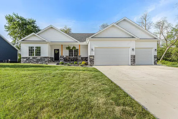 6886 Ava AVE, Portage, IN 46368