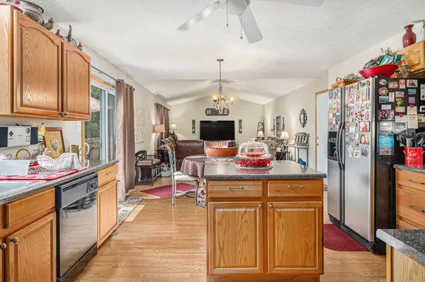 6679 Joseph AVE, Portage, IN 46368