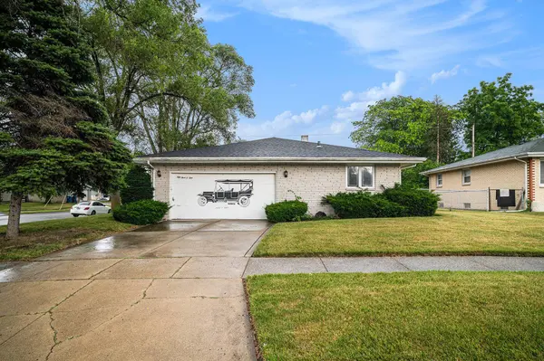 5301 Delaware ST, Merrillville, IN 46410