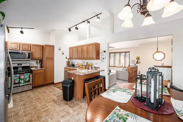 3044 Angelina ST, Portage, IN 46368