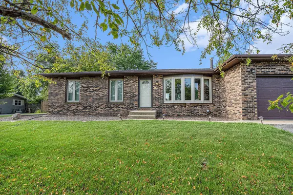 146 Curtis DR, Valparaiso, IN 46383