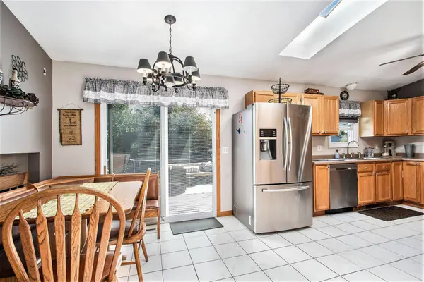 5699 Brookview AVE, Portage, IN 46368