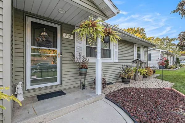 612 S 22nd ST, Chesterton, IN 46304