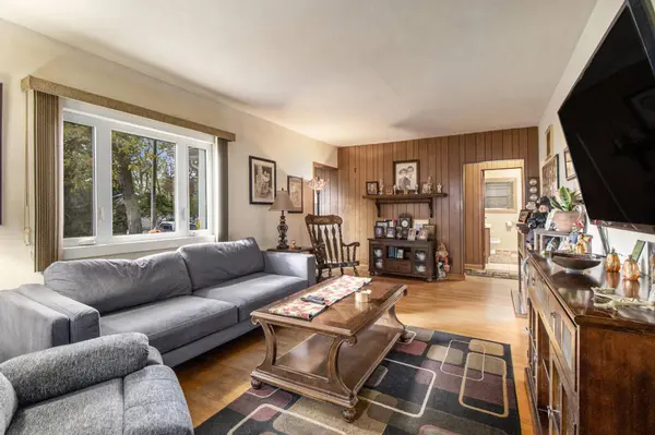 2867 Edgewood ST, Portage, IN 46368