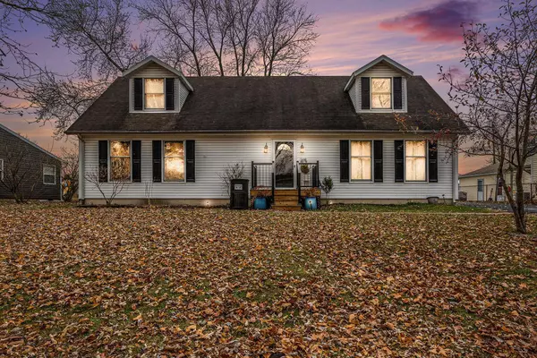 398 W Millport DR, Valparaiso, IN 46385