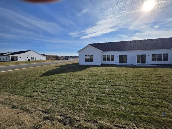 6188 River Run AVE, Portage, IN 46368