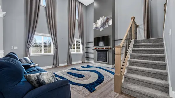 4901 Hyde Park DR, Valparaiso, IN 46383