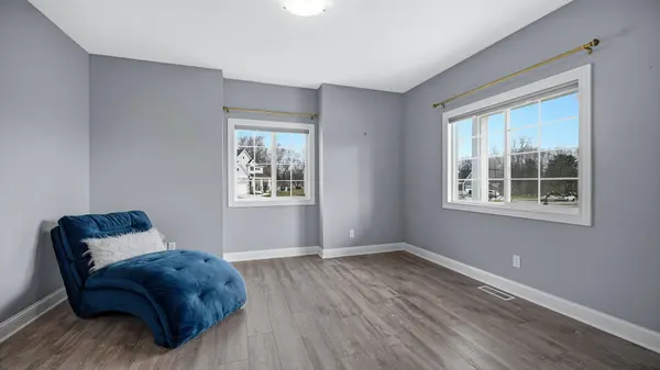 4901 Hyde Park DR, Valparaiso, IN 46383