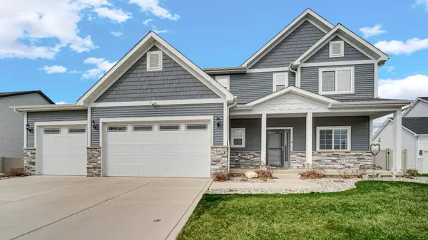 4901 Hyde Park DR, Valparaiso, IN 46383