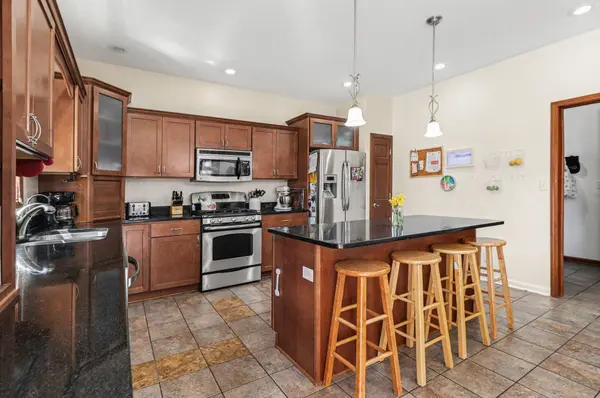 190 E Mekeland RD, Chesterton, IN 46304