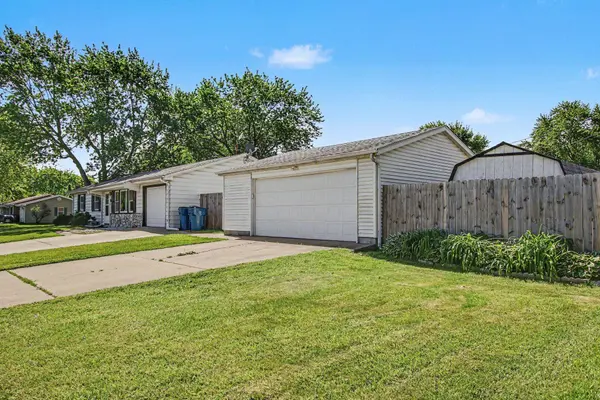 336 Midway DR, Valparaiso, IN 46385