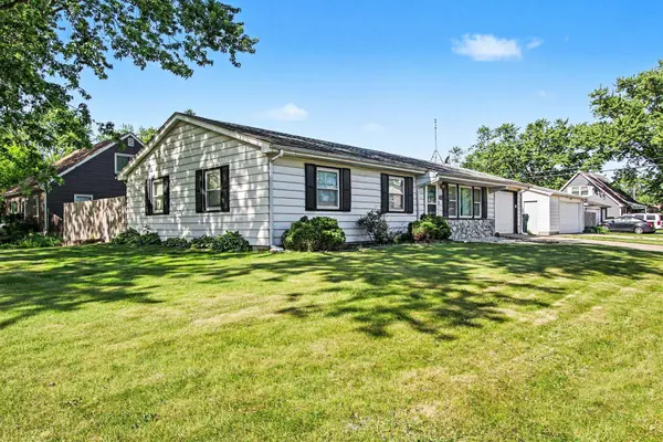 336 Midway DR, Valparaiso, IN 46385