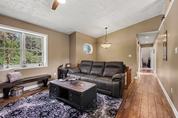 6515 Lakewood AVE, Portage, IN 46368
