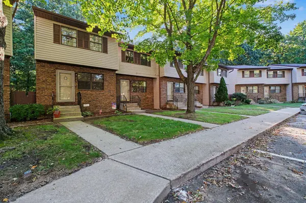 1412 Larain DR, Michigan City, IN 46360