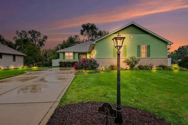 726 Cinnamon Teal CT, Hobart, IN 46342