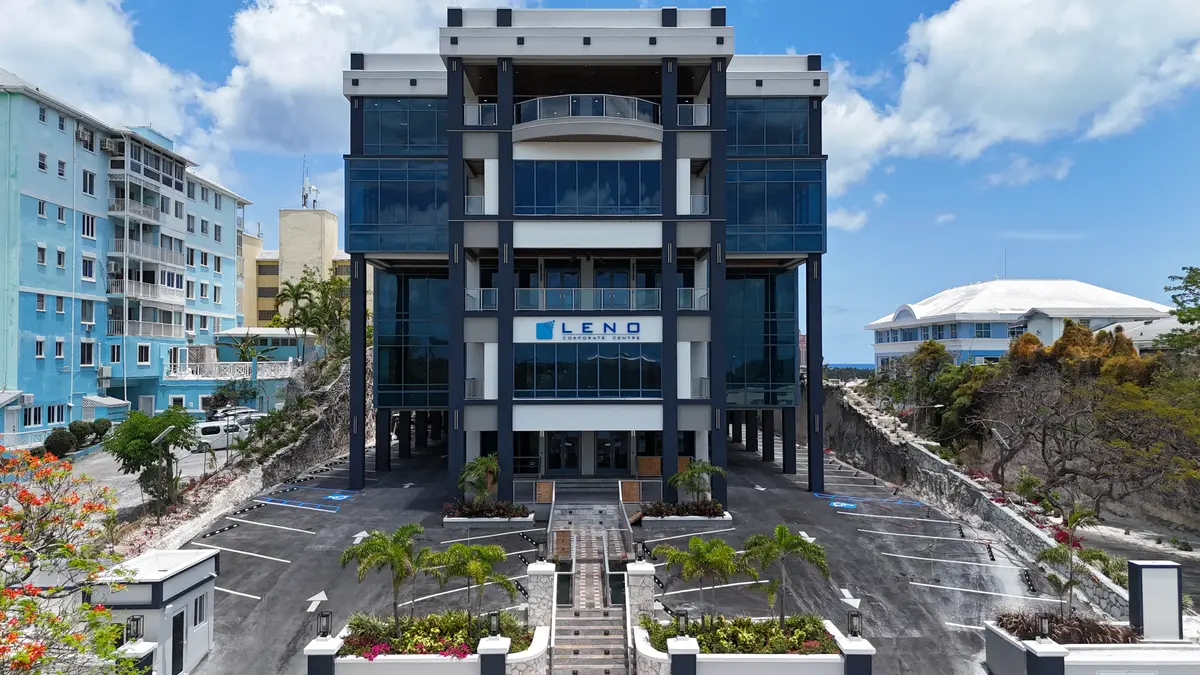 Leno Corporate Center, Collins Avenue,