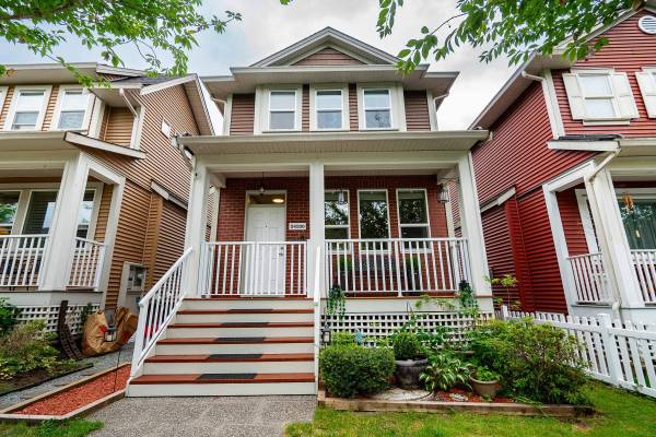 24200 102a AVE, Maple Ridge, BC V2W 2E4
