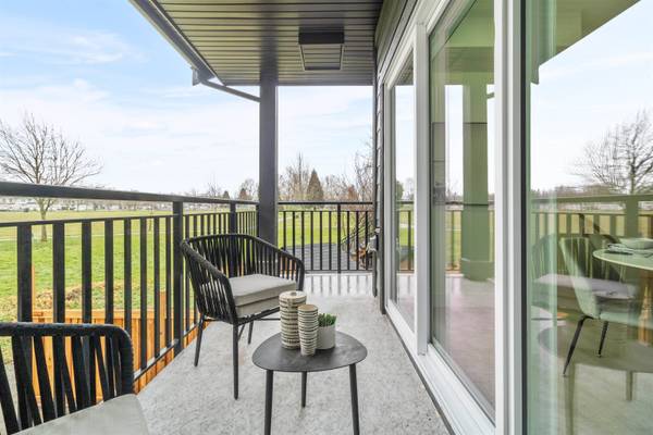 22551 Westminster HWY #5, Richmond, BC V6V 1B6