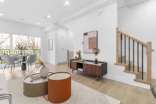 22551 Westminster HWY #5, Richmond, BC V6V 1B6