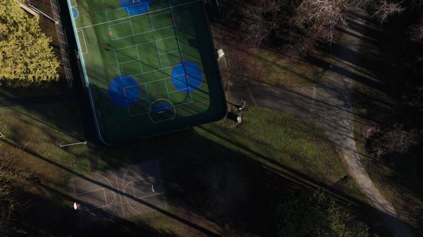 7609 Coldicutt ST #2, Burnaby, BC V3N 3Z5