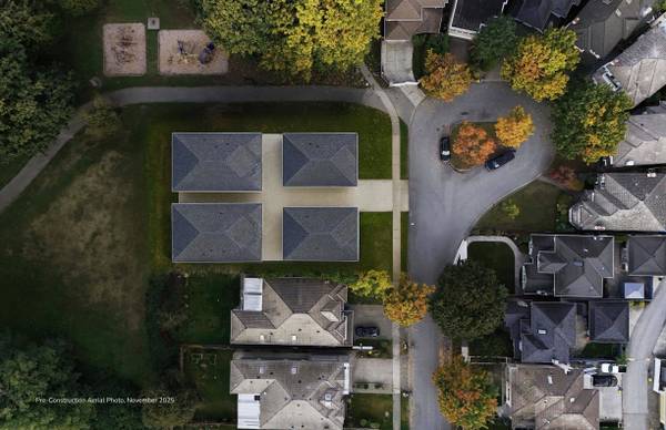 7609 Coldicutt ST #2, Burnaby, BC V3N 3Z5