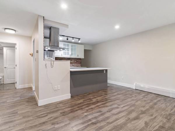 2250 Oxford ST #114, Vancouver, BC V5L 1G1