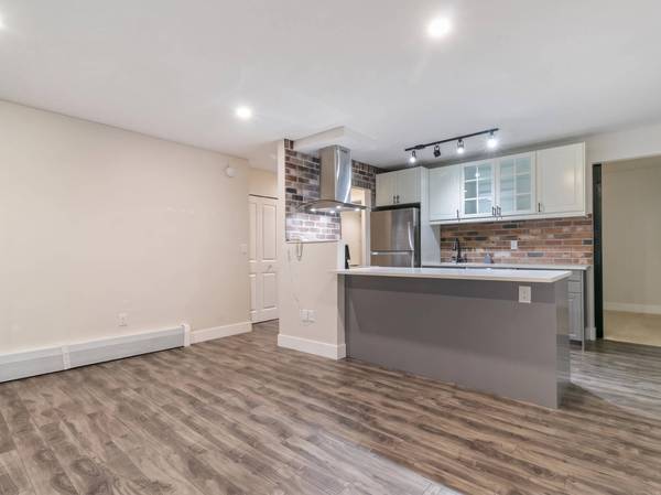 2250 Oxford ST #114, Vancouver, BC V5L 1G1