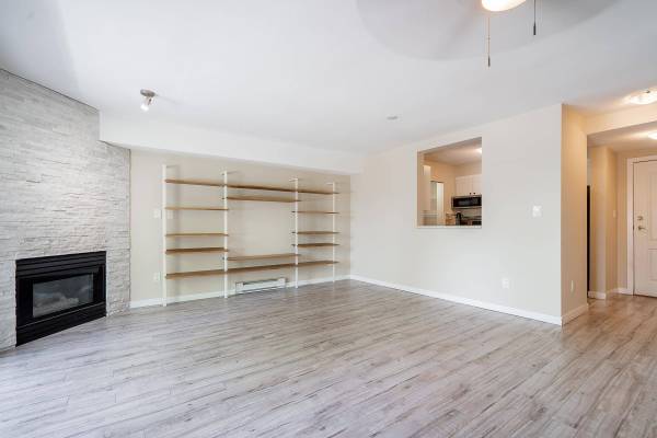 3183 Esmond AVE #204, Burnaby, BC V5G 4V6