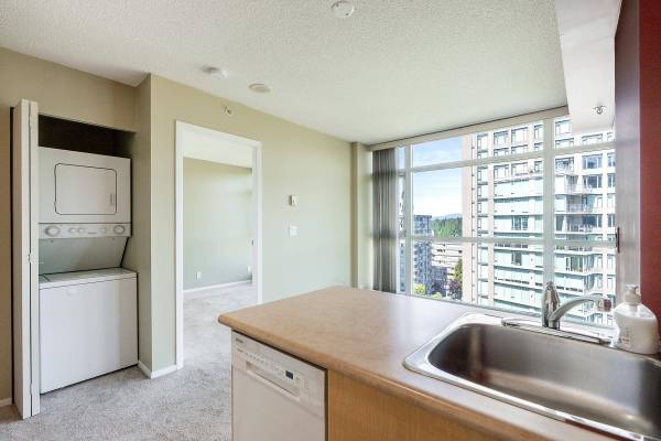1889 Alberni ST #PH110, Vancouver, BC V6G 3G7