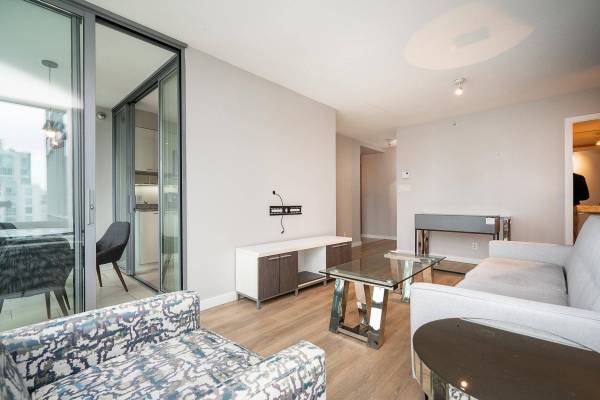 1288 W Georgia ST #2604, Vancouver, BC V6E 4R3