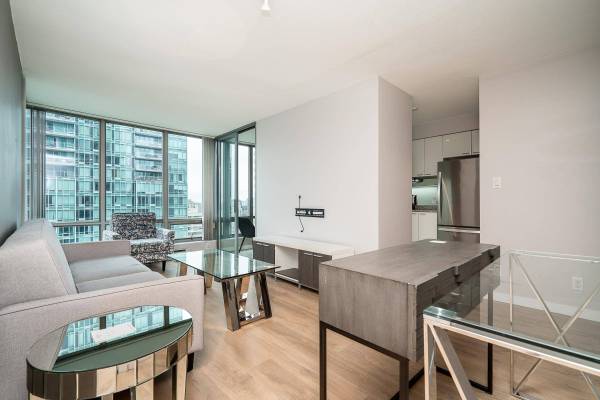 1288 W Georgia ST #2604, Vancouver, BC V6E 4R3