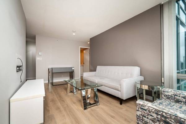 1288 W Georgia ST #2604, Vancouver, BC V6E 4R3