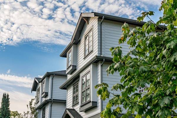 7609 Coldicutt ST #1, Burnaby, BC V3N 3Z5