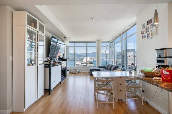 1211 Melville ST #2905, Vancouver, BC V6E 0A7
