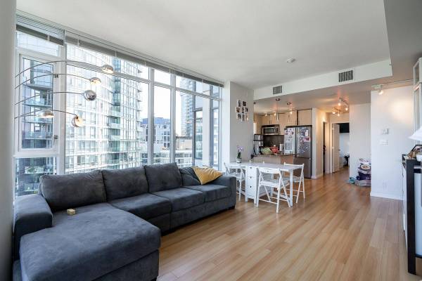 1211 Melville ST #2905, Vancouver, BC V6E 0A7