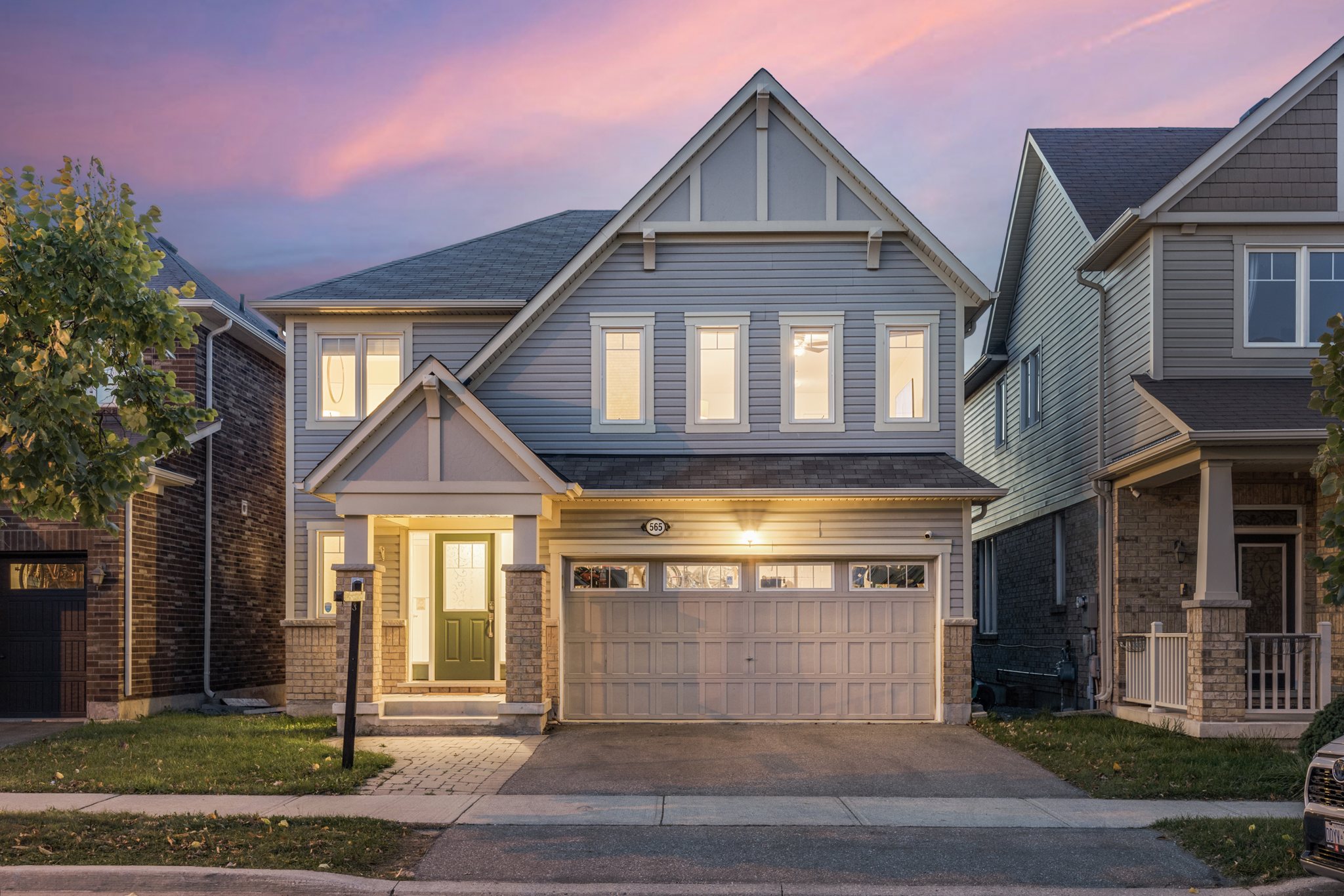 565 Attenborough Terrace, Milton