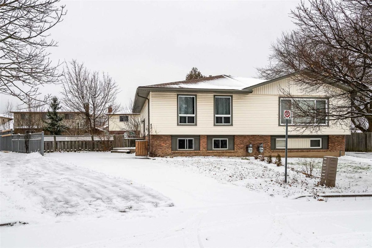 42 Tara Crescent, Thorold