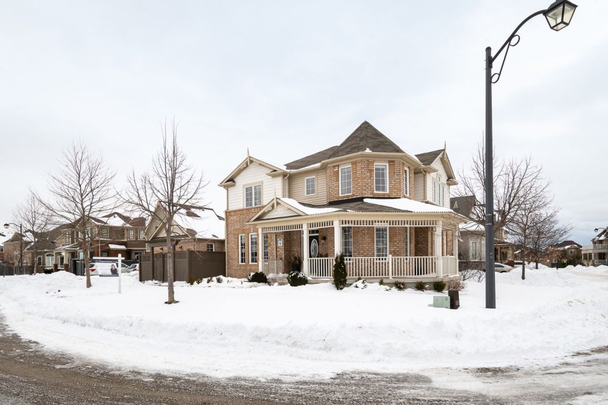 752 Sales Court, Milton