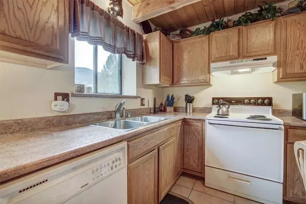 100 Cove BLVD #F, Dillon, CO 80435