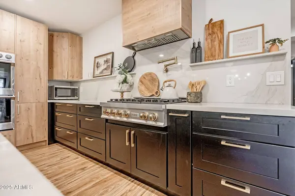 7018 N 13TH Street, Phoenix, AZ 85020