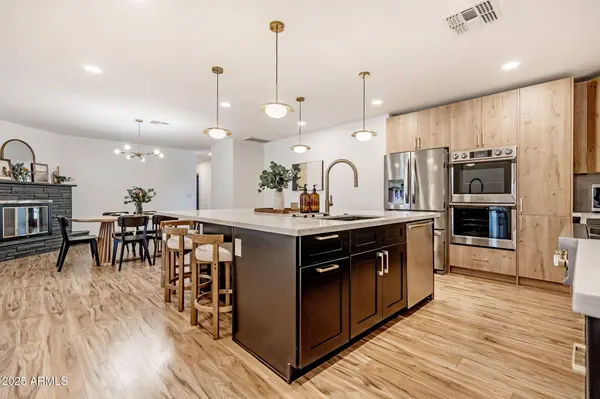 7018 N 13TH Street, Phoenix, AZ 85020