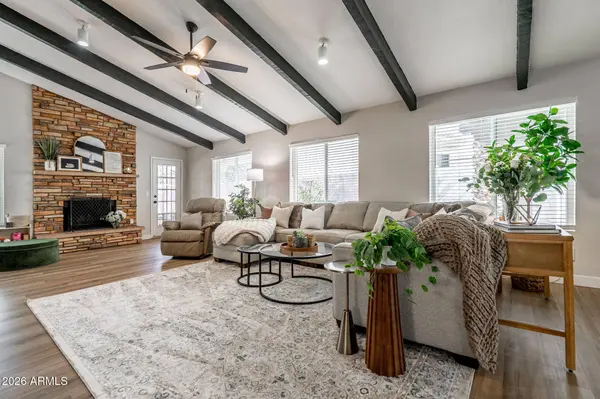 1404 E ROSEMONTE Drive, Phoenix, AZ 85024