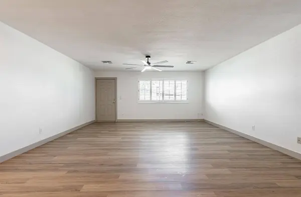 5739 W Monte Vista Road, Phoenix, AZ 85035