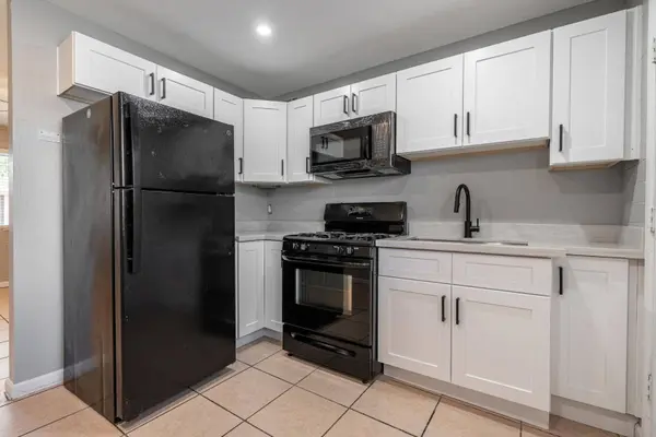 4423 N 23rd Avenue #Apt B, Phoenix, AZ 85015