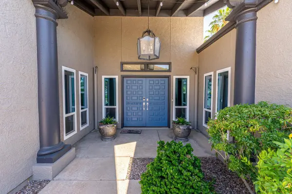 1914 E Beck Lane, Phoenix, AZ 85022