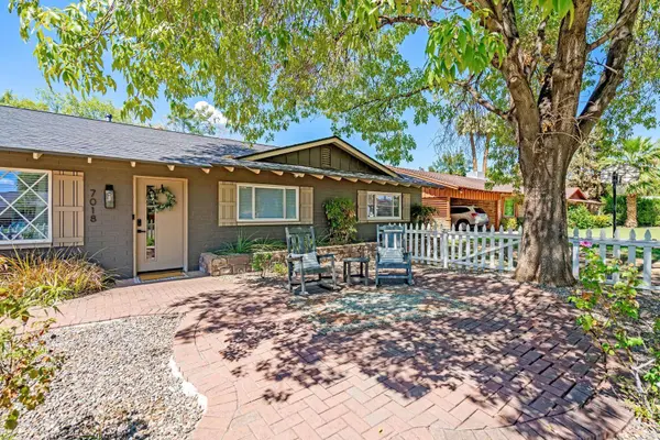 7018 N 13th Street, Phoenix, AZ 85020