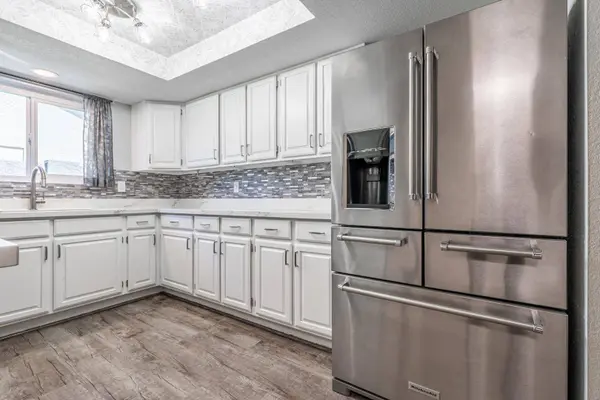 1914 E Beck Lane, Phoenix, AZ 85022