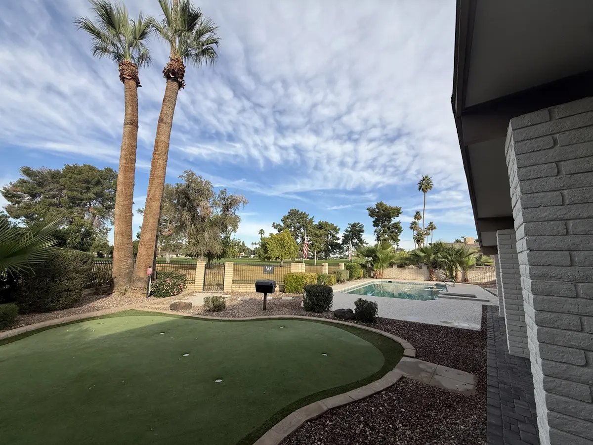1106 N Villa Nueva Dr, Litchfield Park, AZ 85340-4527