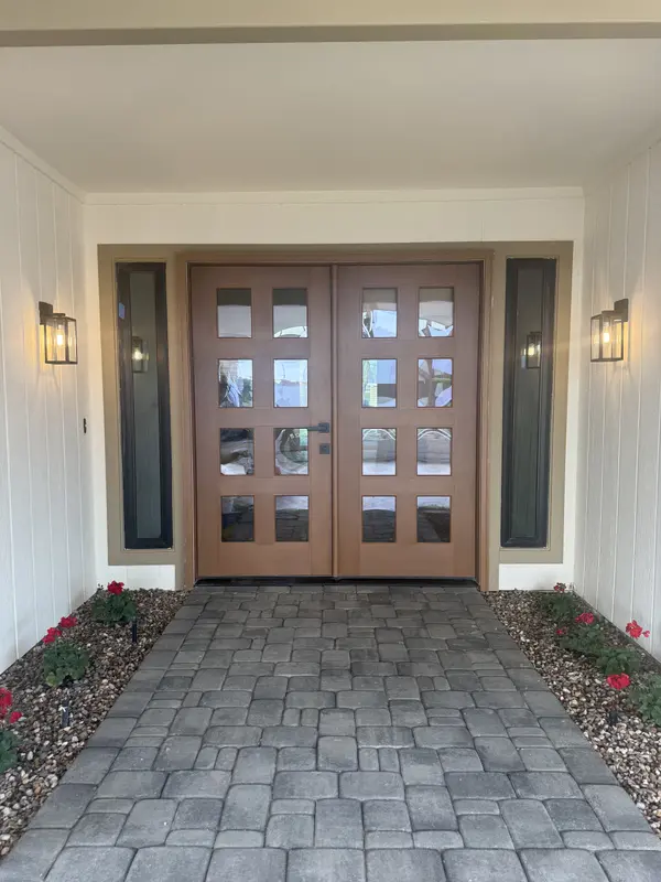 1106 N Villa Nueva Dr, Litchfield Park, AZ 85340-4527