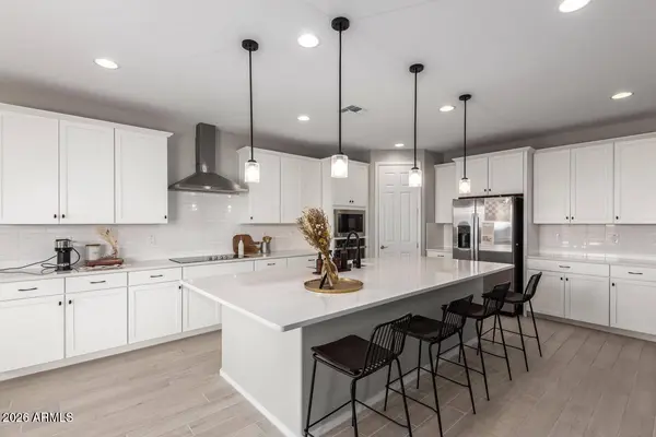 18549 W SELDON Lane, Waddell, AZ 85355
